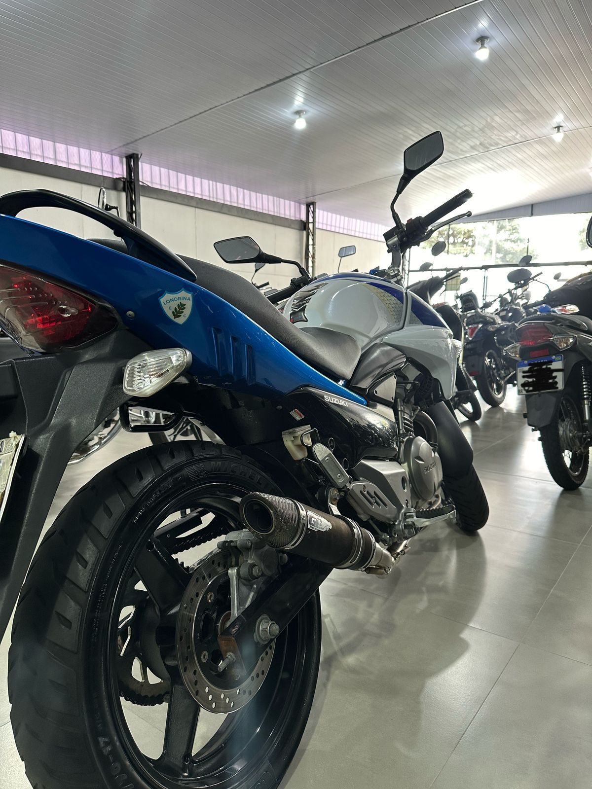 SUZUKI INAZUMA 250 2015